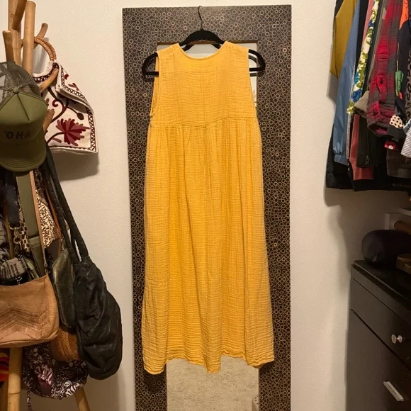 Daughters of India Yellow Sleeveless Midi Dress - Picture 2 of 3